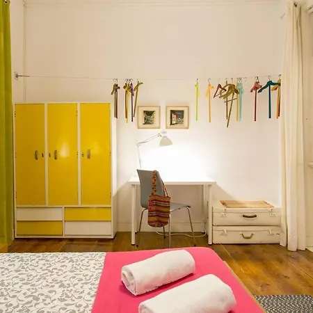 아파트 Principe Real Orange Tree W/ View 3 Bedrooms Flat!